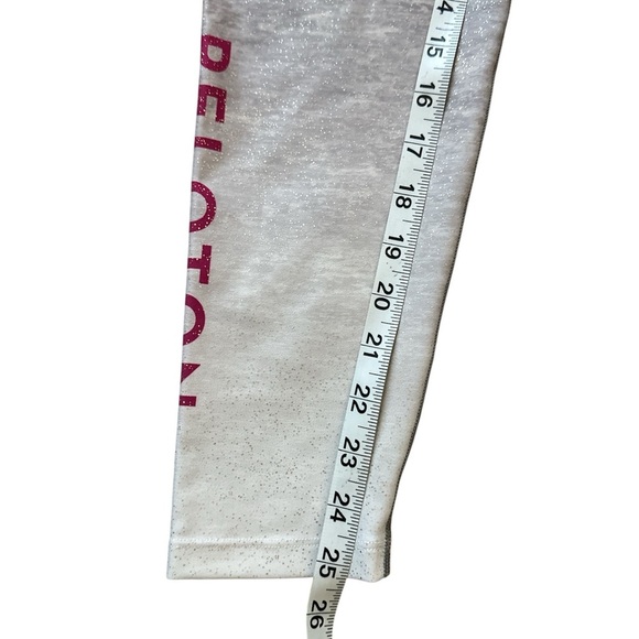 Peloton Gray Leggings, size L - Picture 5 of 5